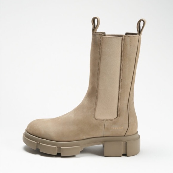 Brand new Woman’s Copenhagen “Chelsea”Boots: Size 7 - Picture 9 of 13